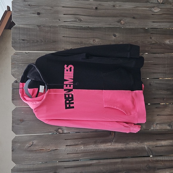 Teddy Fresh Adults Frenemies Limited Edition Merch Split Hoodie Size 2XL - Picture 1 of 7